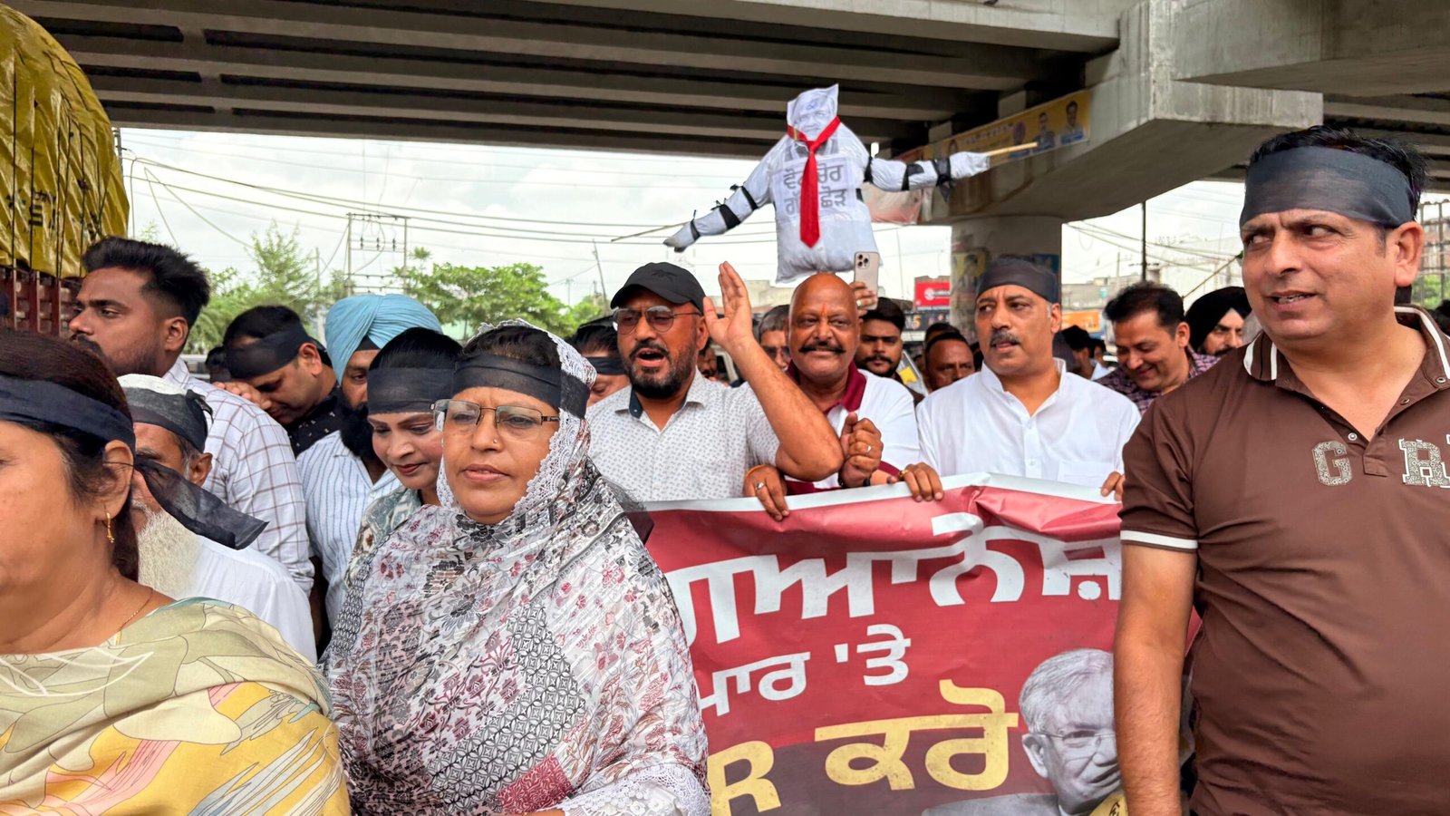 वोटर लिस्ट विवाद पर पंजाब कांग्रेस का प्रदर्शन, CEC ज्ञानेश कुमार के खिलाफ कार्रवाई की मांग