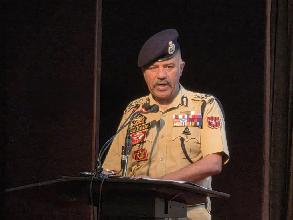 यूनिफॉर्म में जिम्मेदारी और रिस्क होता है, ट्रेनिंग आपको चुनौतियों के लिए तैयार करेगी: DGP प्रभात