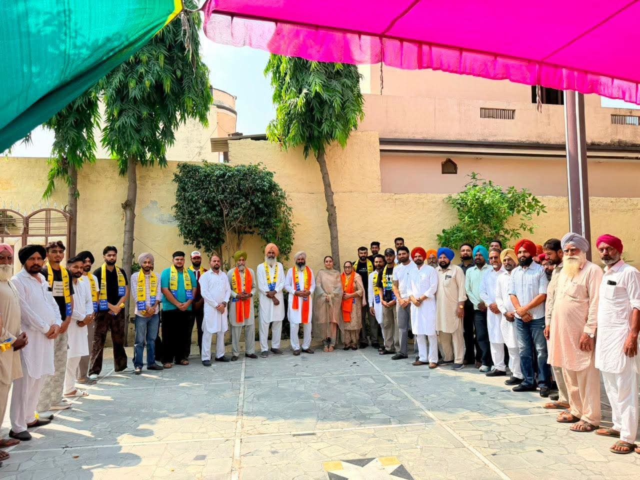 चड़िक में कांग्रेस को झटका, कई लोग AAP में शामिल