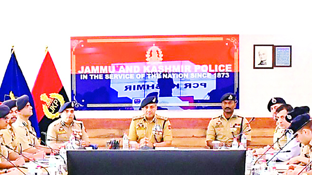 केंद्रीय कश्मीर में सुरक्षा व्यवस्था की समीक्षा, आईजीपी ने दिए चौकसी बढ़ाने के निर्देश