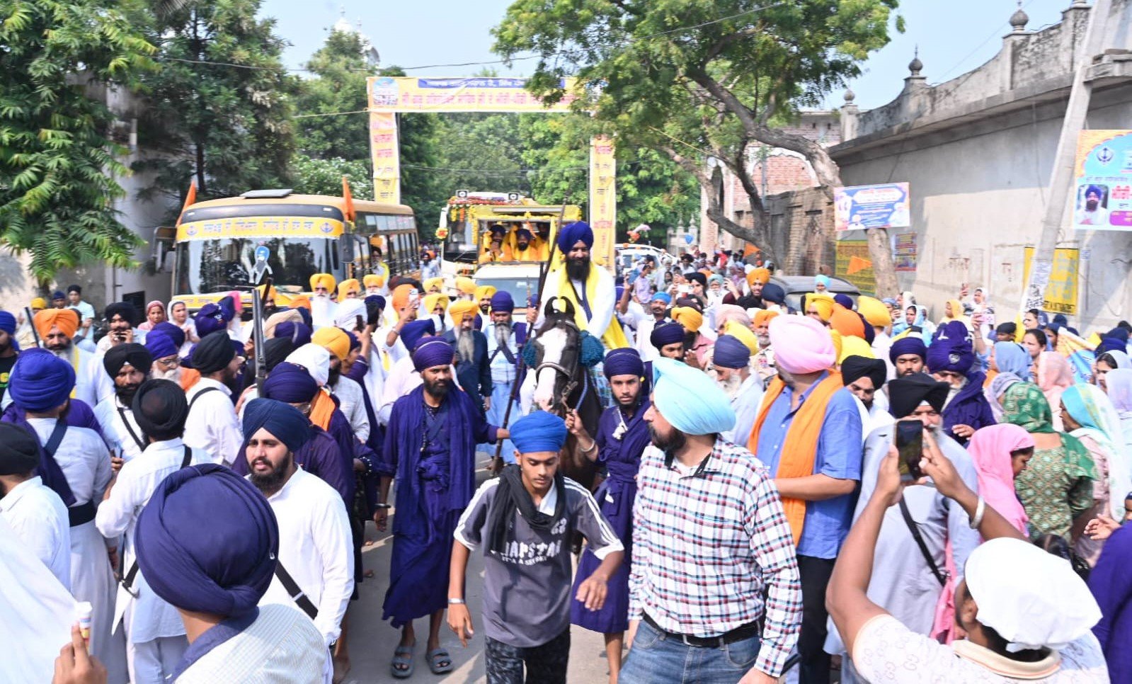 मीरी पीरी खालसा मार्च गुरुद्वारा पातशाही पांचवीं ओथियां से बाबा बकाला साहिब के लिए हुआ रवाना