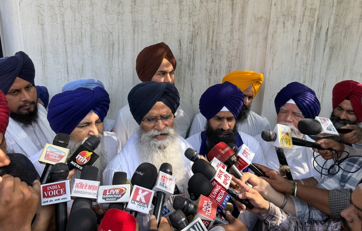 पटियाला जेल में भाई बलवंत सिंह राजोआना से मिले ज्ञानी कुलदीप सिंह गड़गज्ज, ज्ञानी टेक सिंह और एडवोकेट धामी