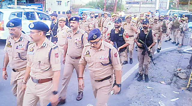 जम्मू में आईजीपी जम्मू ने निकाला रोड मार्च, सुरक्षा व्यवस्था का लिया जायजा
