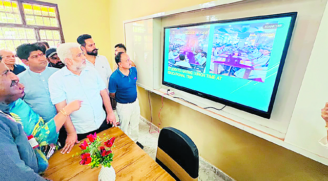 बमियाल सरकारी स्कूल में 78 लाख रुपए से बने 6 नए क्लास रूम का किया उद्घाटन