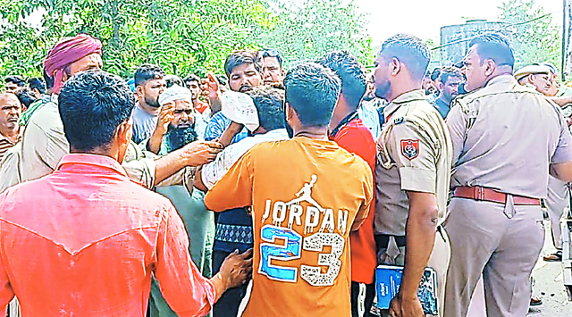 कैंटर की चपेट में आने से मोटरसाइकिल सवार की मौत