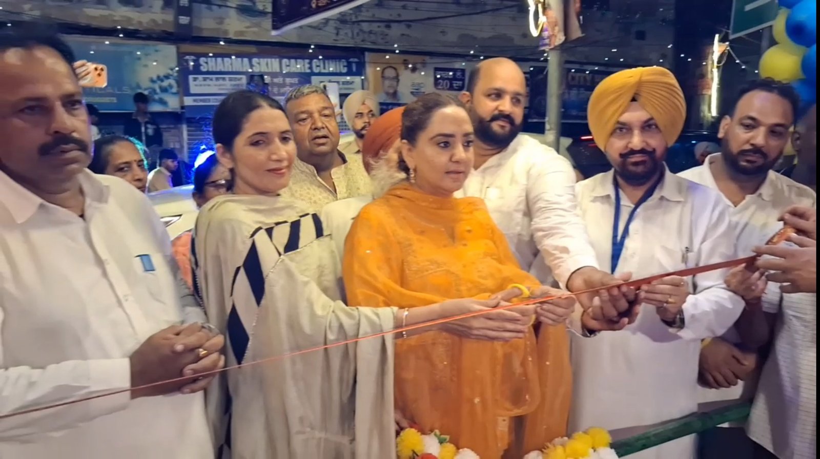 श्री कृष्ण जन्माष्टमी के रंग में रंगा मोगा, मंदिरों में उमड़ा श्रद्धालुओं का सैलाब