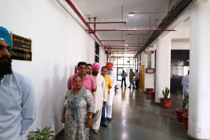 जनता दरबार में SSP ने सुनीं लोगों की फरियादें, अधिकारियों को समयबद्ध कार्रवाई के निर्देश
