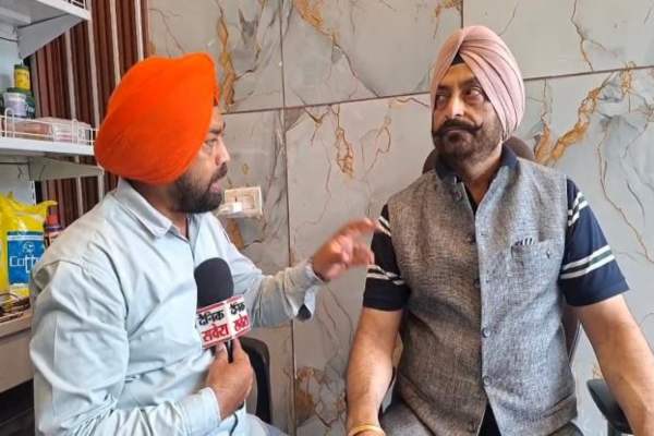 लुधियाना में खुद चलने लगी इलेक्ट्रिक कार, वीडियो वायरल होने के बाद रोड सेफ्टी पर उठे सवाल