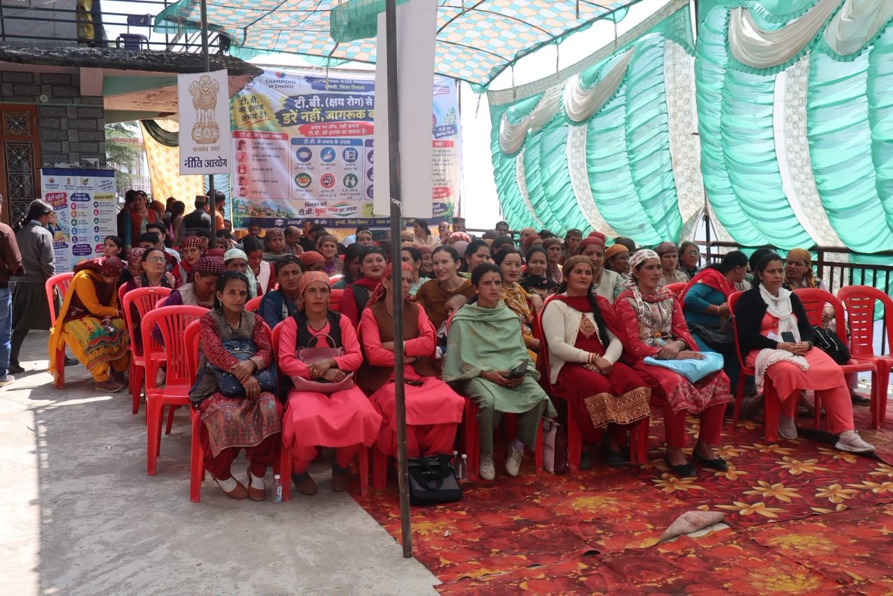 कुपवी में IEC जागरूकता शिविर, 250 लोगों की हुई हाई ब्लड प्रेशर और डायबिटीज जांच