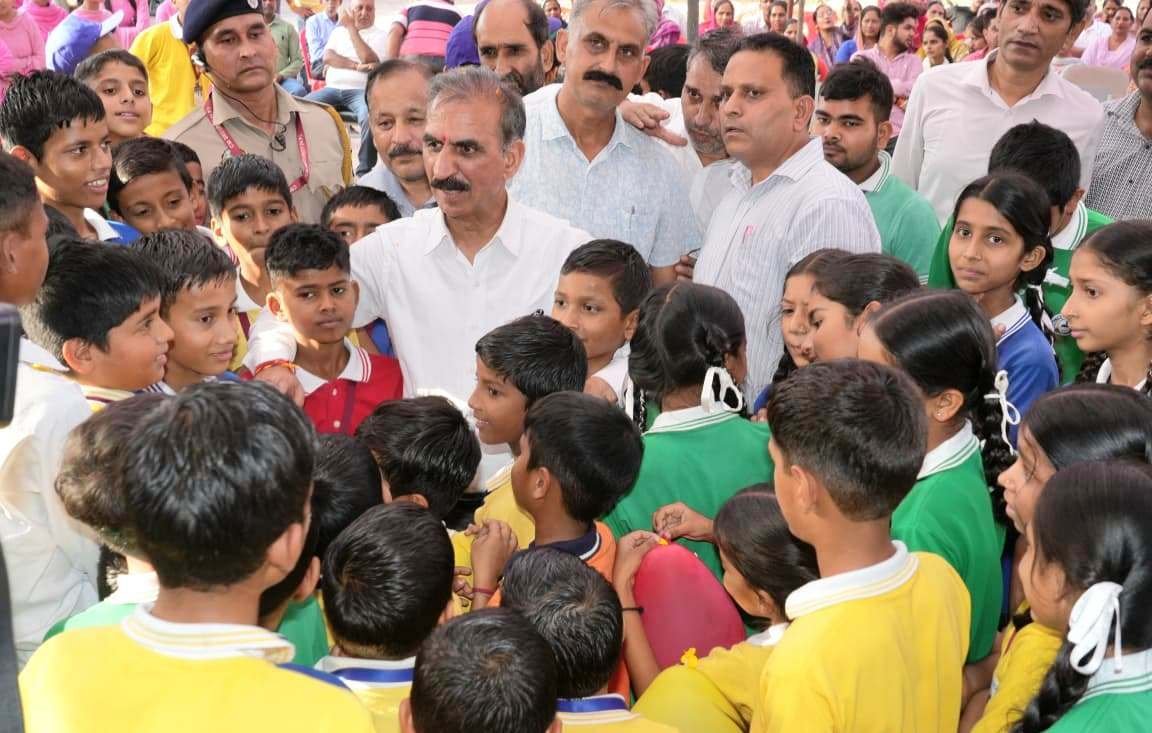 सीएम सुक्खू का संवाद, स्वच्छता को आंदोलन बनाने पर जोर