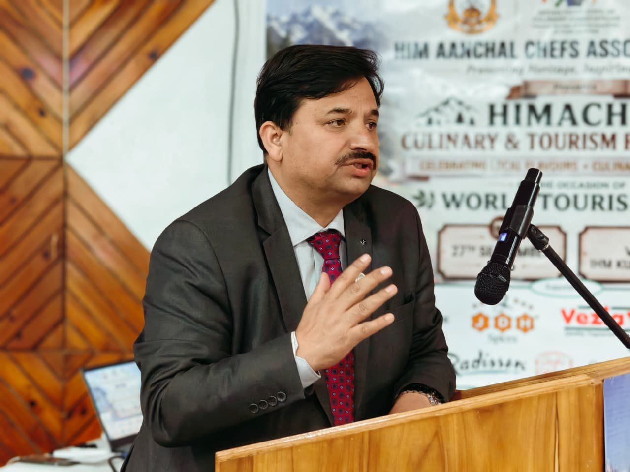 ठियोग बाजार में यातायात व्यवस्था को सुचारू बनाने के लिए संशोधित यातायात प्रबंधन योजना अधिसूचित