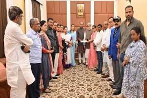 TMC के 20 बागी सांसदों में से 17 जल्द BJP में होंगे शामिल, NCPI नेता ने किया दावा