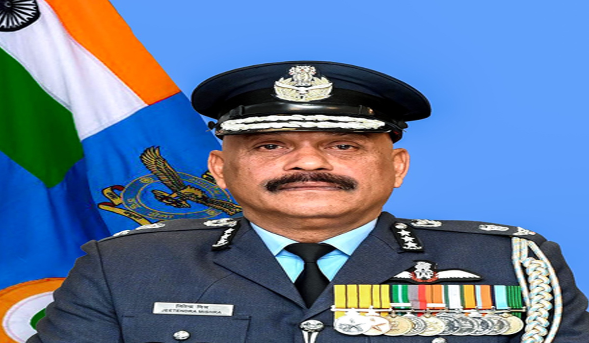 राम मंदिर प्रशासन में बड़ा बदलाव, आज CEO का पद संभालेंगे एयर मार्शल जितेंद्र मिश्रा