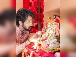Ganpati Celebration: वर्धन पुरी ने अमरीश पुरी की यादों के साथ किया बप्पा का स्वागत, कहा- ‘हर साल गणपति हमें अपने और करीब ले आते हैं’