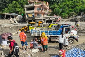 नेपाल त्रासदी: मौत का आकंड़ा लगातार बढ़ रहा, अब तक 1252 शव बरामद, चितवन में सबसे ज्यादा मौतें