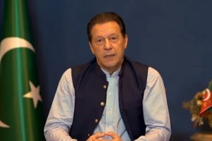 पाकिस्तान हाईकोर्ट का बड़ा आदेश, इमरान खान और बुशरा बीबी को एकांत कारावास में न रखने के निर्देश