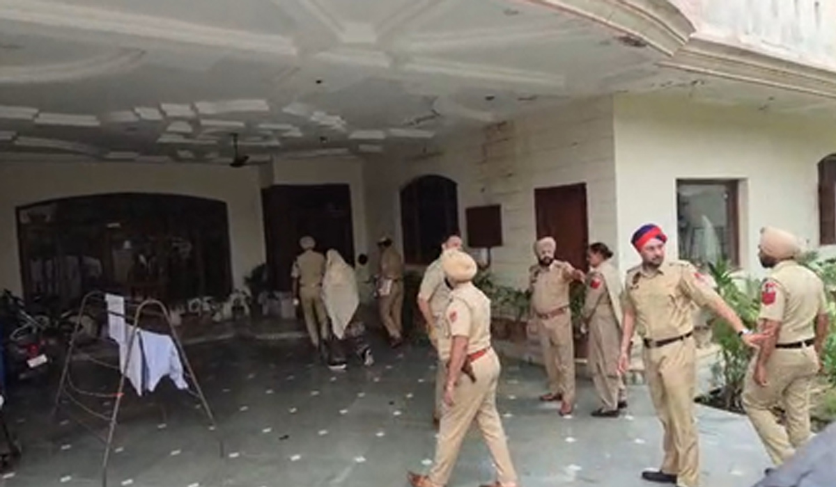 SGPC के पूर्व सदस्य के लुधियाना घर पर पुलिस की छापेमारी, परिवार से भी पूछताछ
