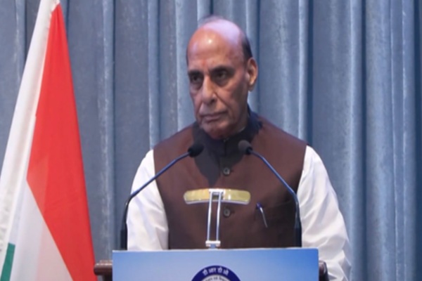 ‘पीएम मोदी ने नक्सलवाद खत्म किया, अनुच्छेद 370 हटाकर बदली तस्वीर’, बोले राजनाथ सिंह