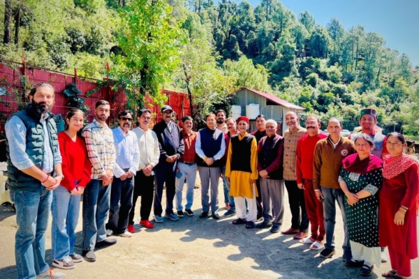 टूटू गौ सदन में भाजपाइयों ने की गौ-सेवा, ‘सेवा मेरा योगदान’ के तहत लिया संकल्प