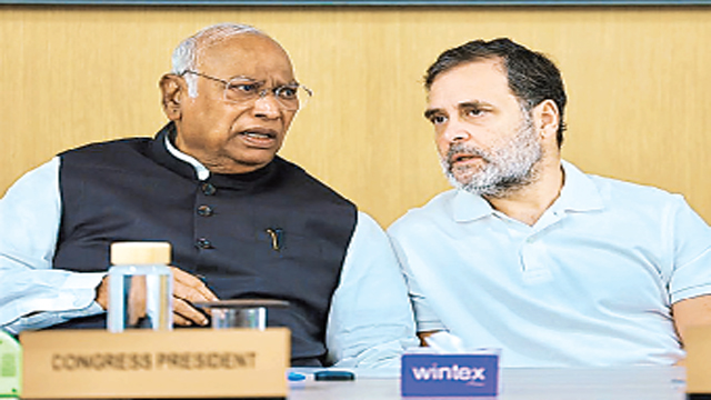 प्रधानमंत्री ने CEC को ‘अंपायर’ बनाकर चुनावों में ‘मैच फिक्सिंग’ कराई, इस्तीफा दें : कांग्रेस