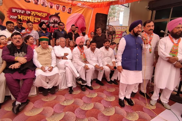 अमृतसर में भाजपा की नशा मुक्त पंजाब यात्रा, मेघवाल ने नशे पर साधा निशाना