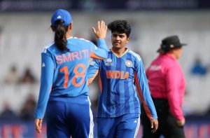 Women’s Asia Cup: श्री चरणी ने रचा इतिहास, पूनम यादव का 8 साल पुराना रिकॉर्ड तोड़कर बनाया नया कीर्तिमान
