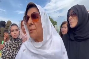 Pakistan: कोर्ट के आदेश के बावजूद इमरान से नहीं मिल सकीं बहनें, जेल प्रशासन पर सवाल