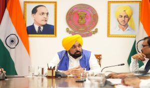  पराली के खेत में और खेत से बाहर प्रबंधन को बढ़ावा दिया जाए: CM भगवंत सिंह मान