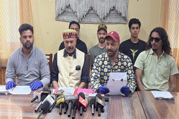 कुल्लू: युवा कांग्रेस ने CEC ज्ञानेश कुमार के इस्तीफे की मांग उठाई, कार्तिक चौधरी ने चुनाव प्रक्रिया को लेकर उठाए सवाल