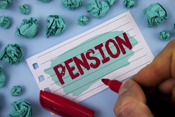 पेंशन के लिए बुजुर्गों का संघर्ष शर्मनाक : बिंदल