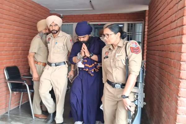 ‘कमल भाभी’ हत्याकांड के मुख्य आरोपी अमृतपाल सिंह मेहरो की अदालत में पेशी, 6 अक्टूबर को अगली सुनवाई