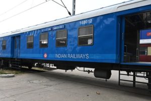रेलवे का शानदार प्रदर्शन, माल ढुलाई 13.79 करोड़ टन पहुंची; यात्री यातायात भी बढ़ा