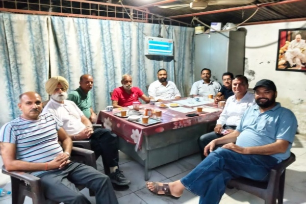 इंदर सूद की अध्यक्षता में बैठक, गोशाला व्यवस्थाओं को बेहतर बनाने पर चर्चा