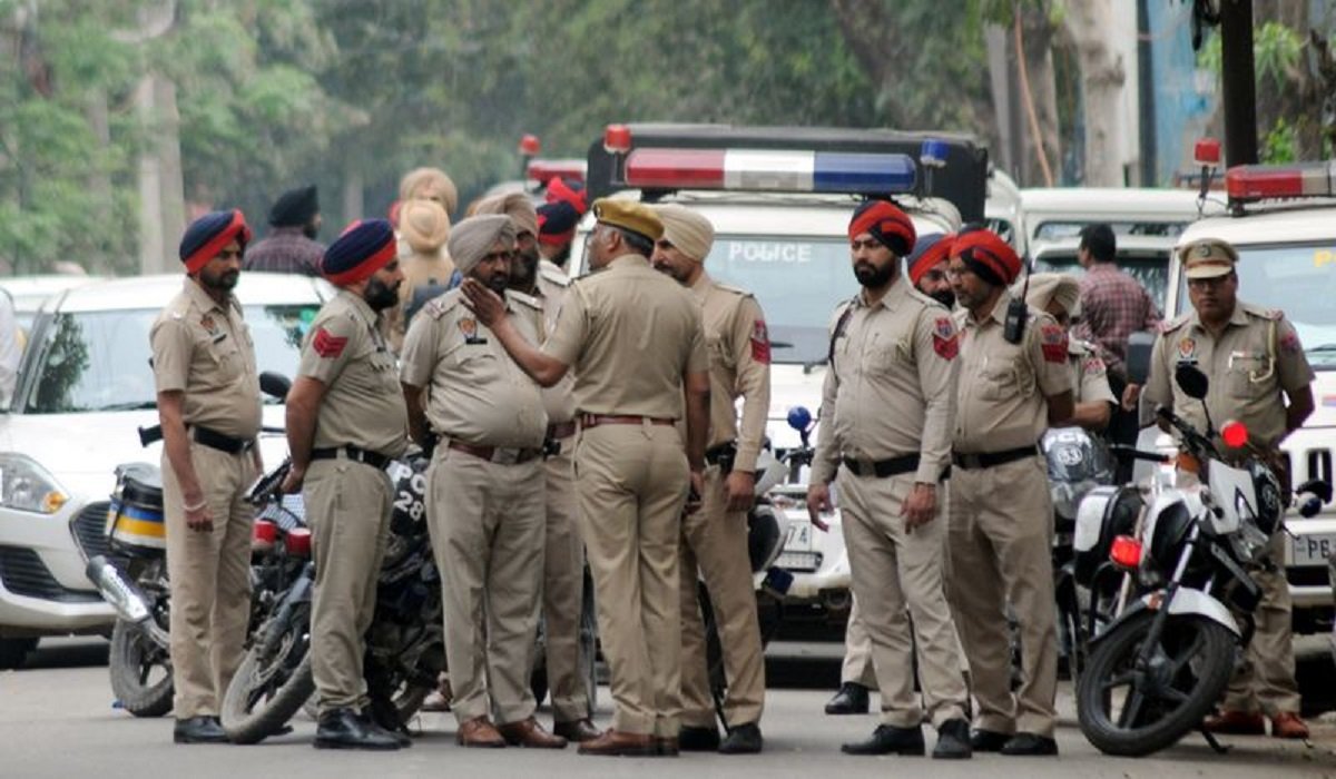 जगह के विवाद को लेकर युवक और उसकी पत्नी से मारपीट, पुलिस ने दर्ज किया मामला