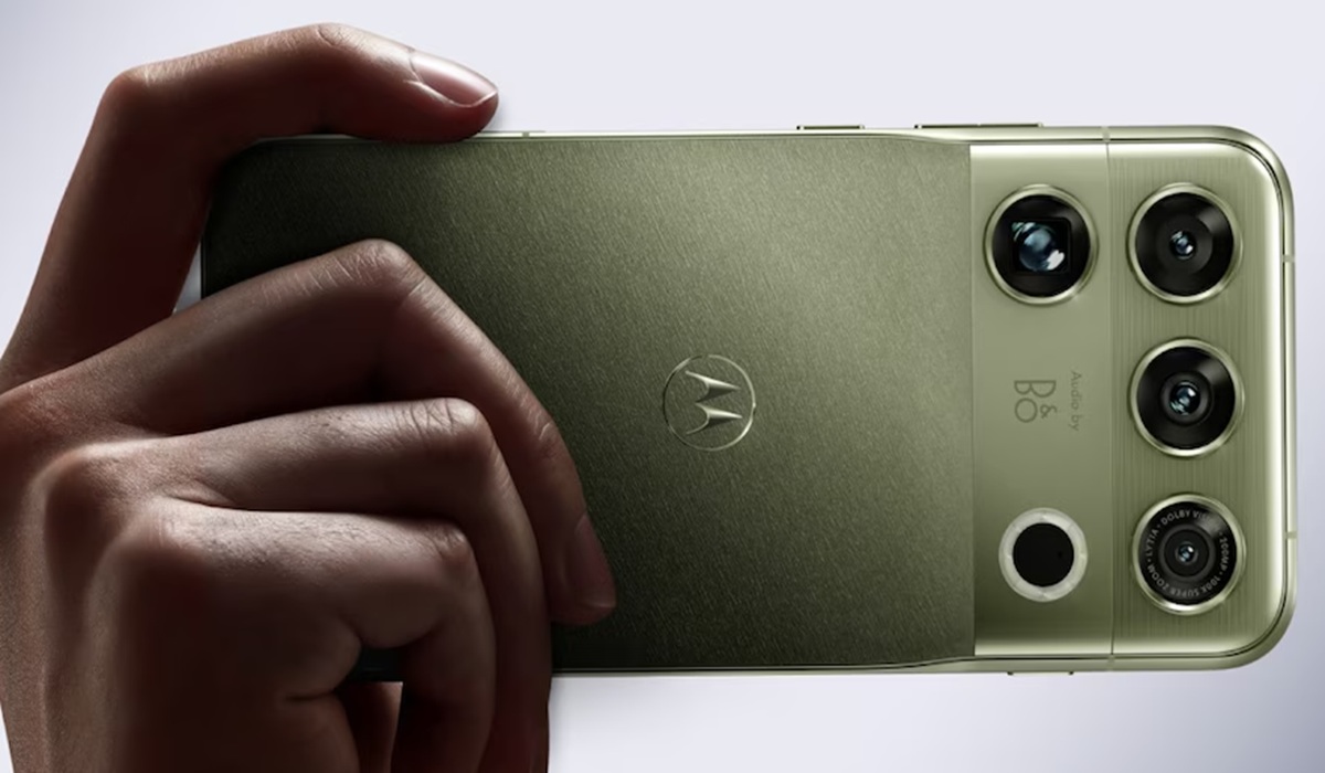 Motorola Signature 27 हुआ लॉन्च, 200MP कैमरे के साथ मिलेगा पावरफुल चिप… जानें कीमत और फीचर्स