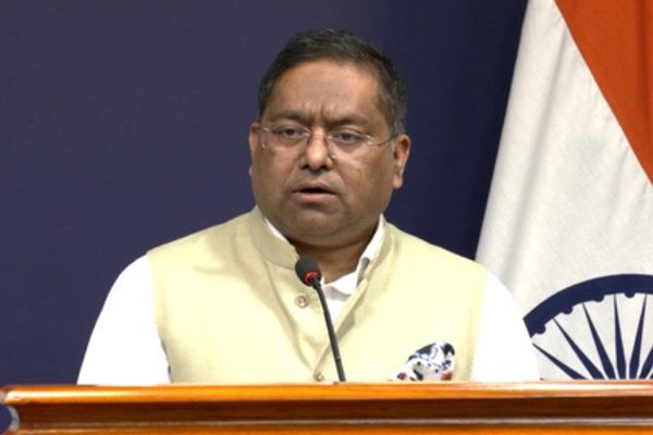 ‘हम अफगानिस्तान के साथ’, भारत ने कड़े शब्दों में की पाकिस्तानी एयरस्ट्राइक की निंदा