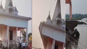 UP News: राम गंगा में समाया प्राचीन मंदिर, किच्छा नदी बहा ले गयी पानी की टंकी