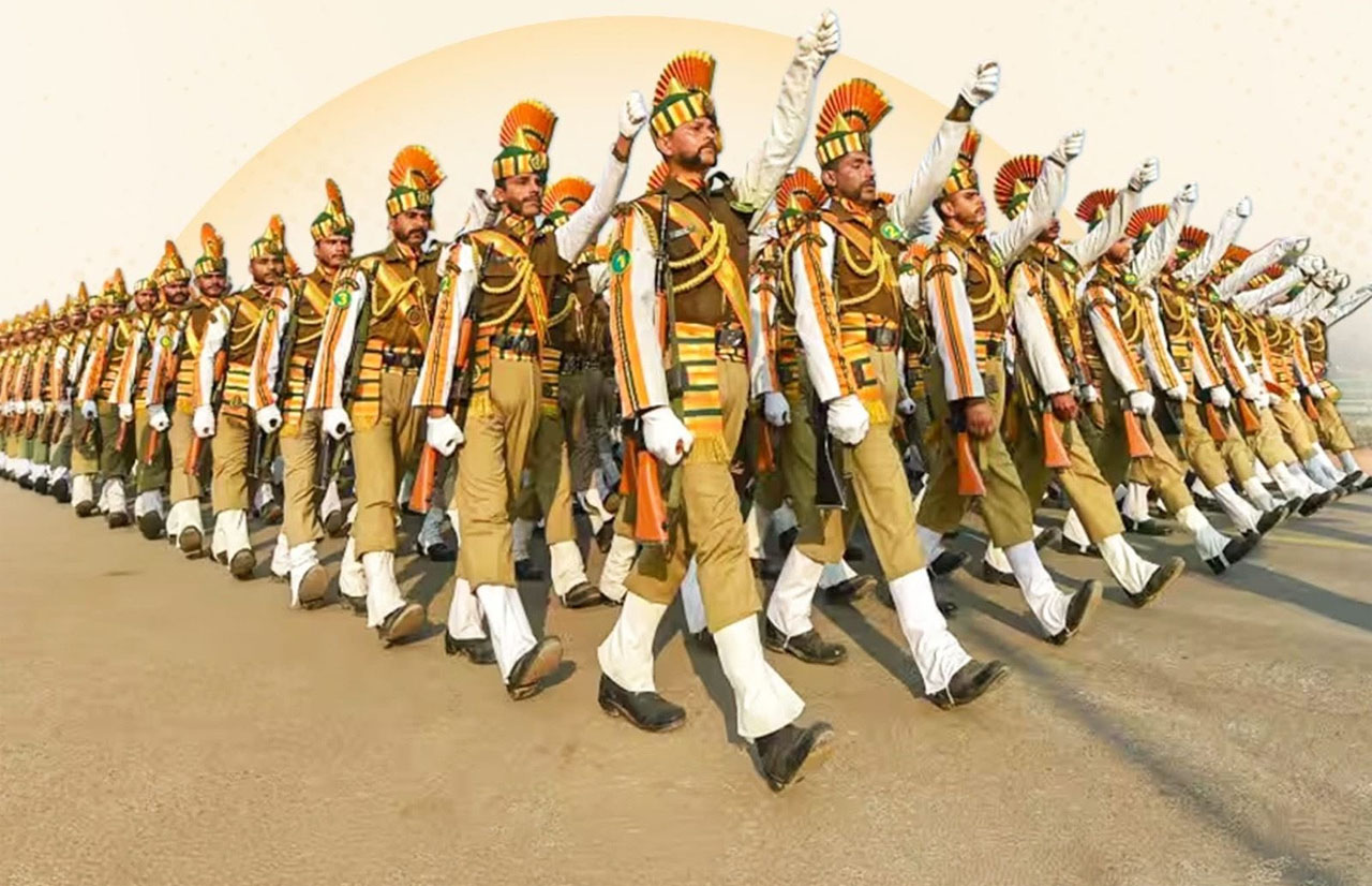 RPF स्थापना दिवस के अवसर पर केंद्रीय मंत्री गडकरी और सीएम योगी समेत कई नेताओं ने दी बधाई