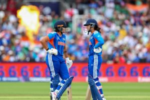 स्मृति मंधाना के पास बड़ा रिकॉर्ड बनाने का मौका, इतने रन बनाते ही बनेंगी T20I की नंबर-1 बल्लेबाज
