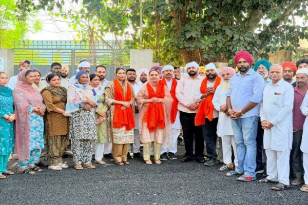 Moga: वार्ड 49 में विकास कार्यों को मिली नई रफ्तार, फिरनी पर पीसी का काम शुरू