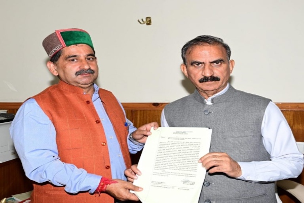 मधुमक्खी पालकों की समस्याओं पर मुख्यमंत्री से मिला प्रतिनिधिमंडल