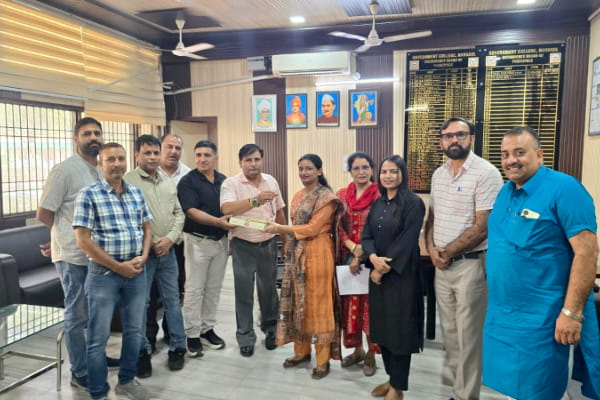 डॉ. पलक का बेस्ट एनएसएस प्रोग्राम ऑफिसर पुरस्कार के लिए चयन