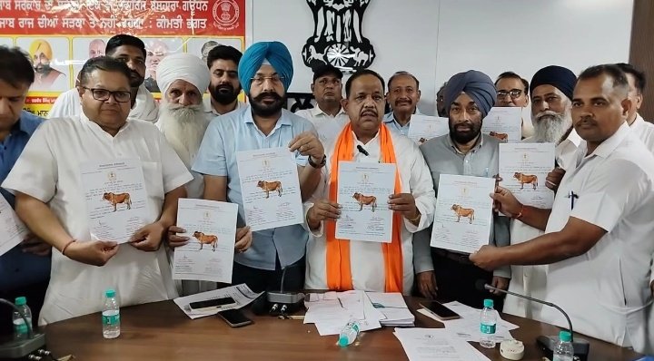 पंजाब गौ सेवा आयोग के वाइस चेयरमैन कीमती भगत पहुंचे बठिंडा, गौशालाओं के पदाधिकारियों के साथ की बैठक