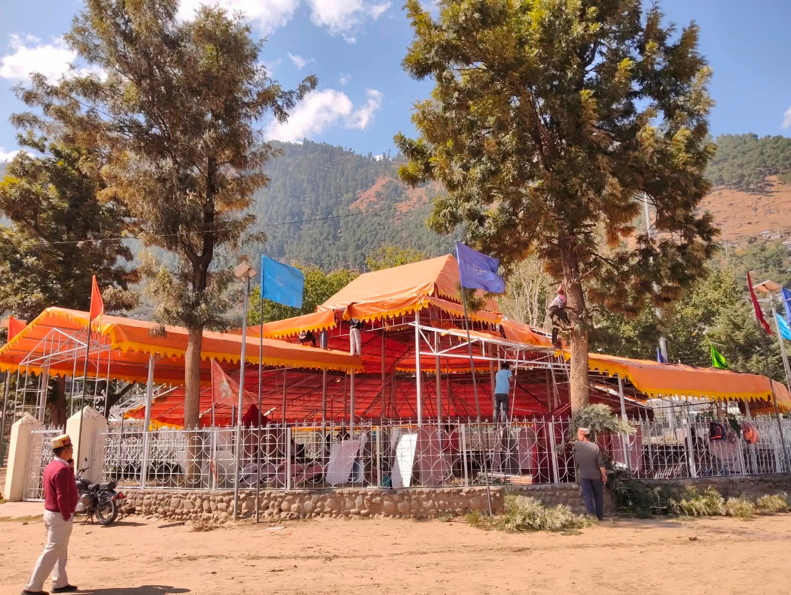 कुल्लू दशहरा 21 अक्टूबर से, ढालपुर में सजने लगा भगवान रघुनाथ का शिविर