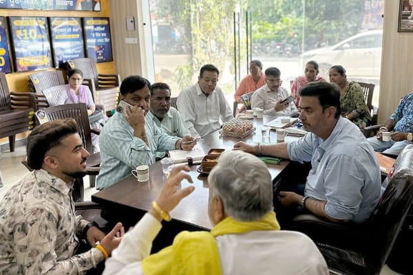 मेयर वनीत धीर ने सुनीं लोगों की समस्याएं