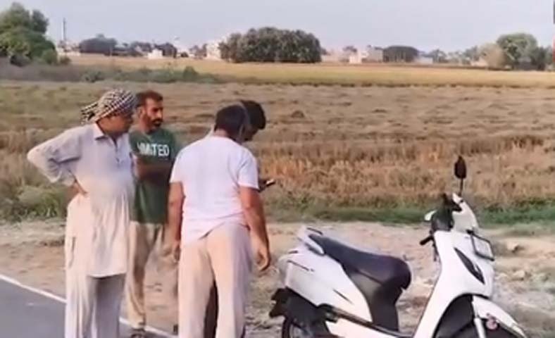 जालंधर: तेजधार हथियार के बल पर इलेक्ट्रिक स्कूटी और फोन लेकर 3 लुटेरे फरार