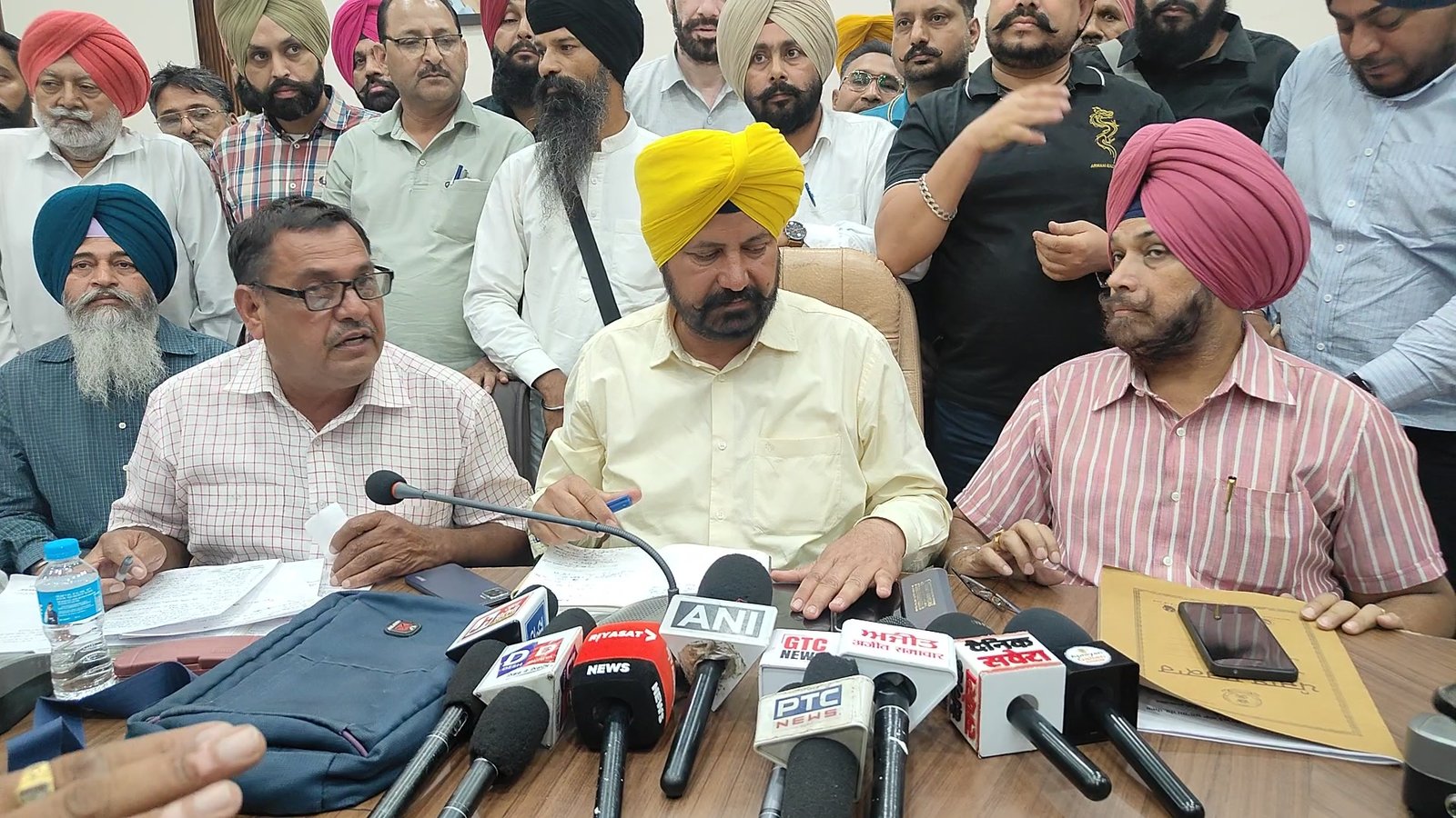 DA बढ़ोतरी के लिए कर्मचारी आंदोलन तेज