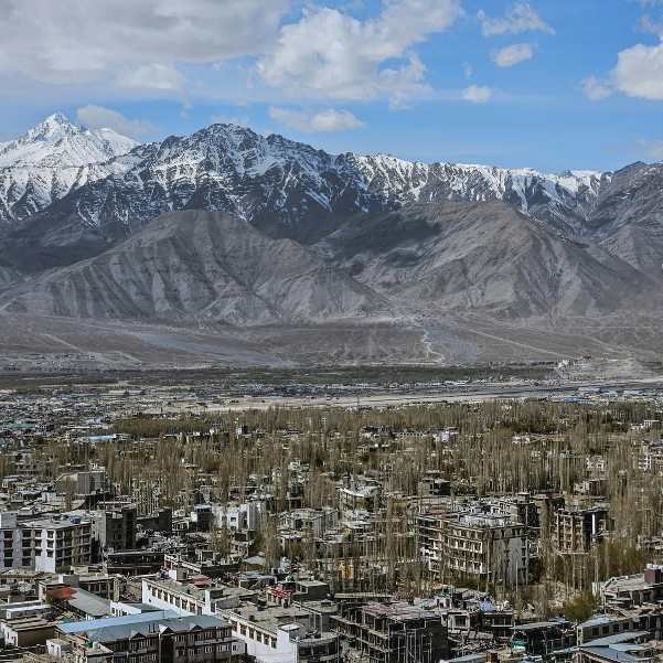 लद्दाख ने औपचारिक रूप से सांकू को बनाया नया जिला, पृथक पहाड़ी विकास परिषद को किया अधिसूचित