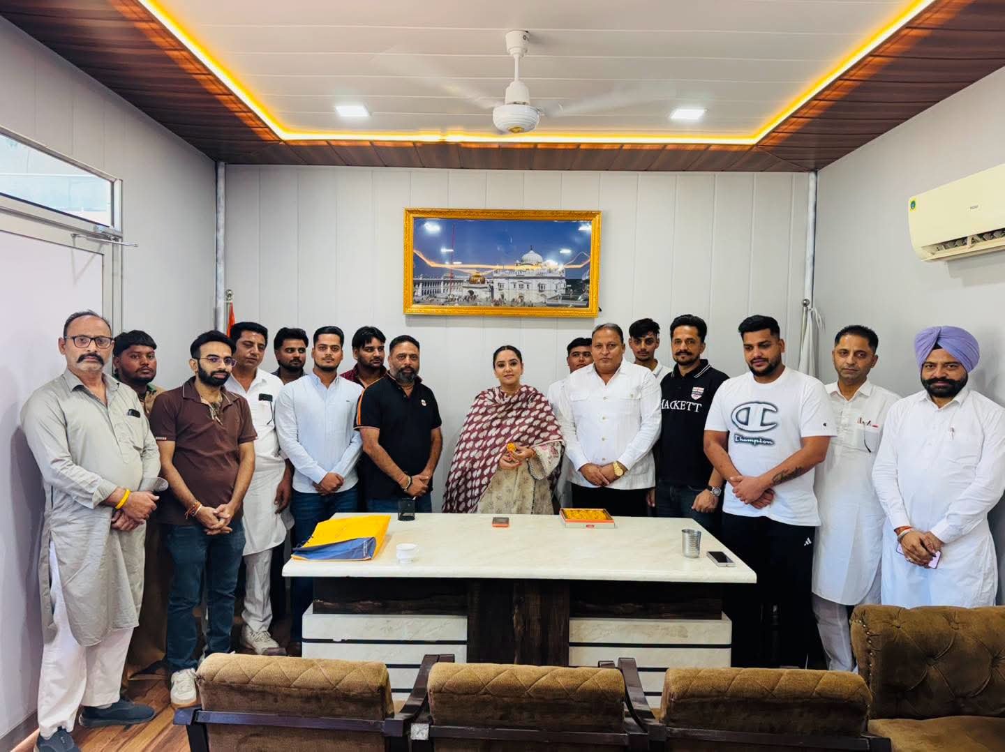 मोगा में विधायक डॉ. अमनदीप कौर अरोड़ा ने नवनियुक्त पदाधिकारियों को किया सम्मानित
