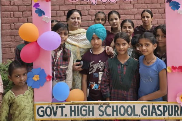 लुधियाना में मेगा PTM, विधायक छिना ने अभिभावकों और छात्रों से किया संवाद